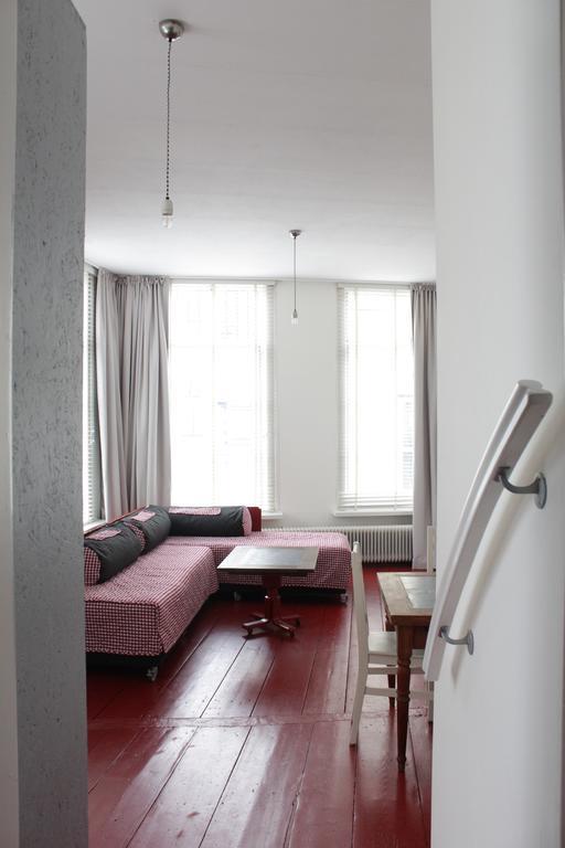 B & B Het Lemstra Hus 哈林亨 外观 照片