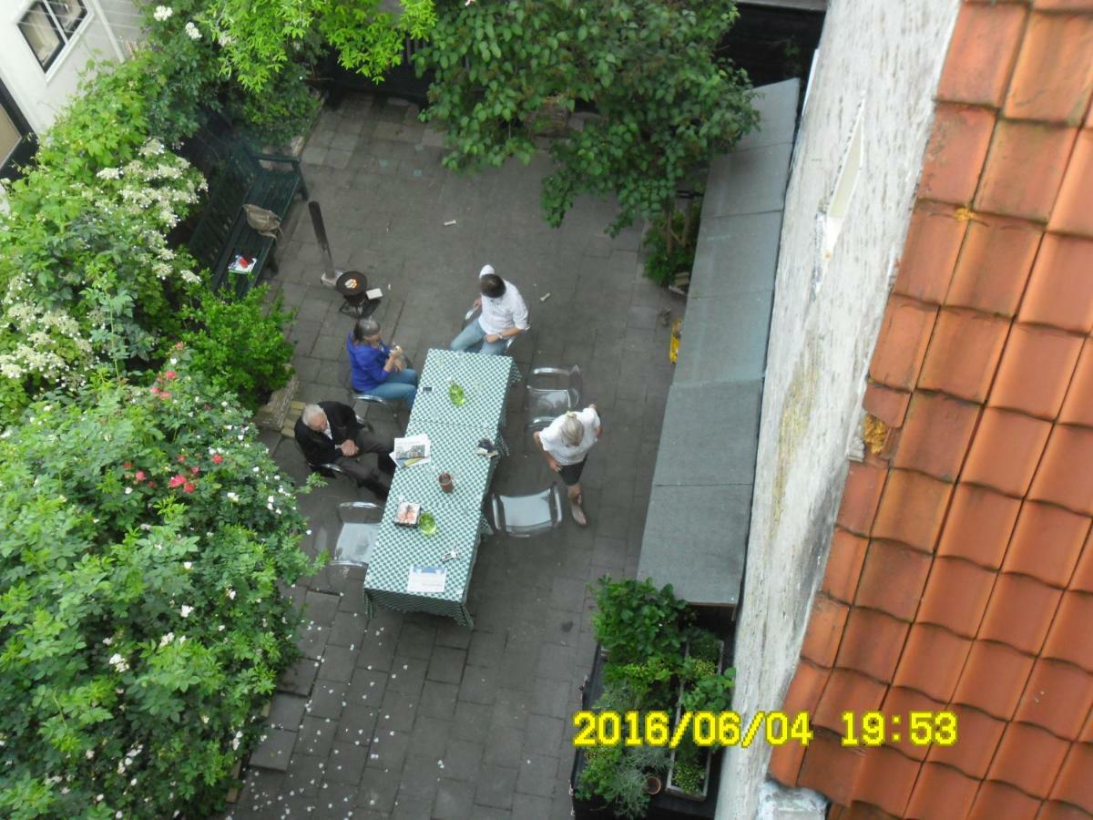 B & B Het Lemstra Hus 哈林亨 外观 照片